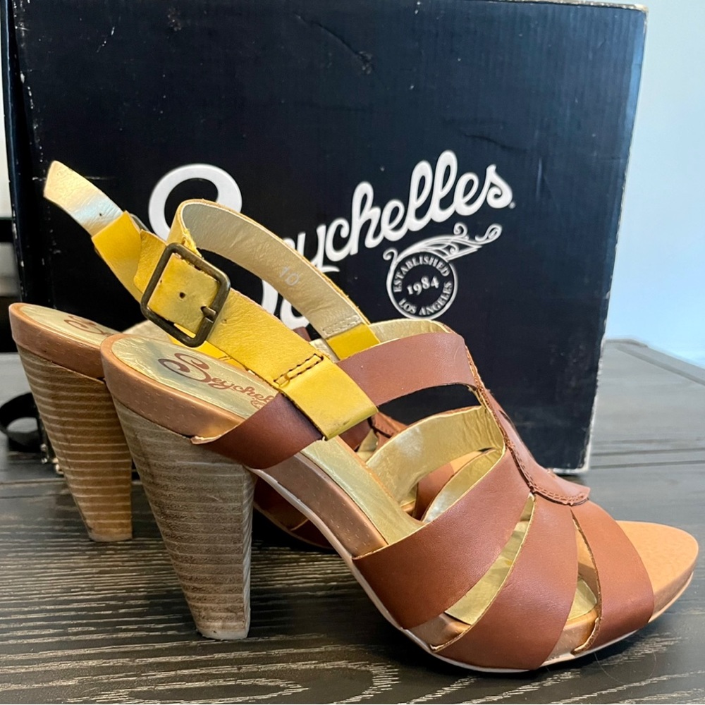 Seychelles — beautiful shoes in excellent condition